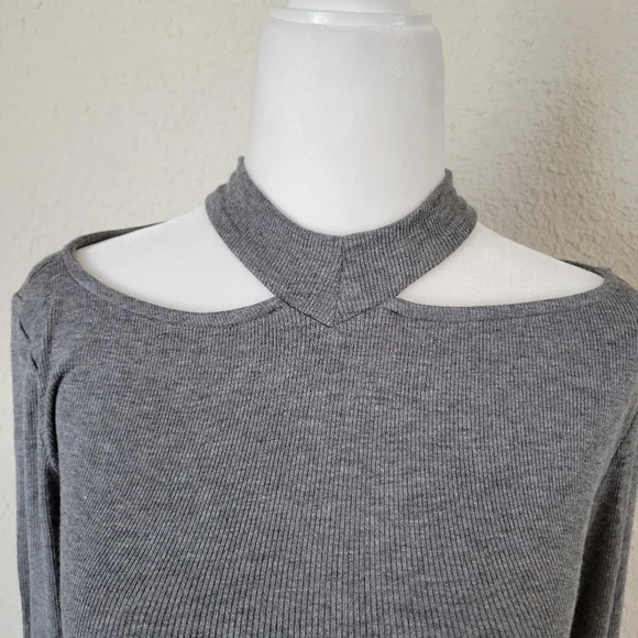 NWT Guess Dayana Knit Blouse - X-Small - Picture 2 of 6